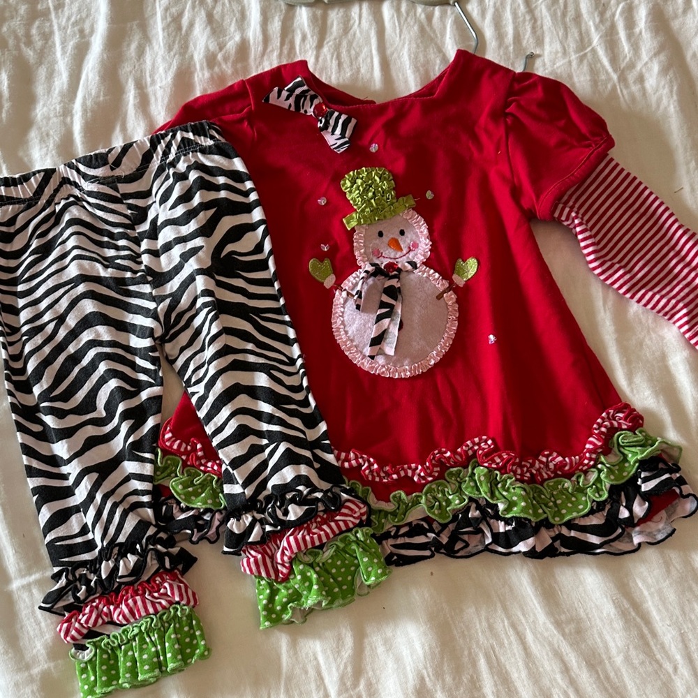 Festive Snowman Outfit with Zebra Print Leggings
